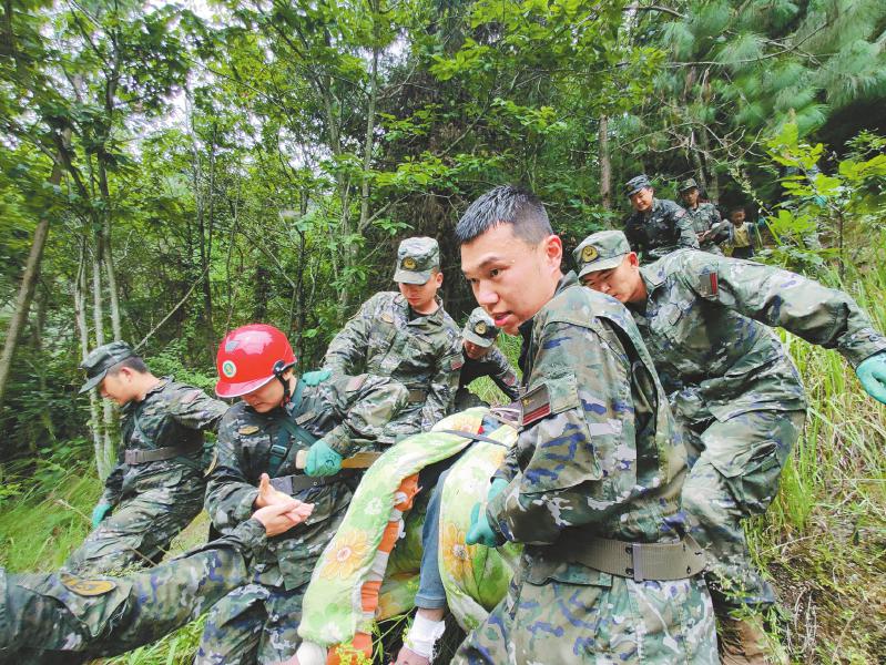 9月6日，武警.jpg